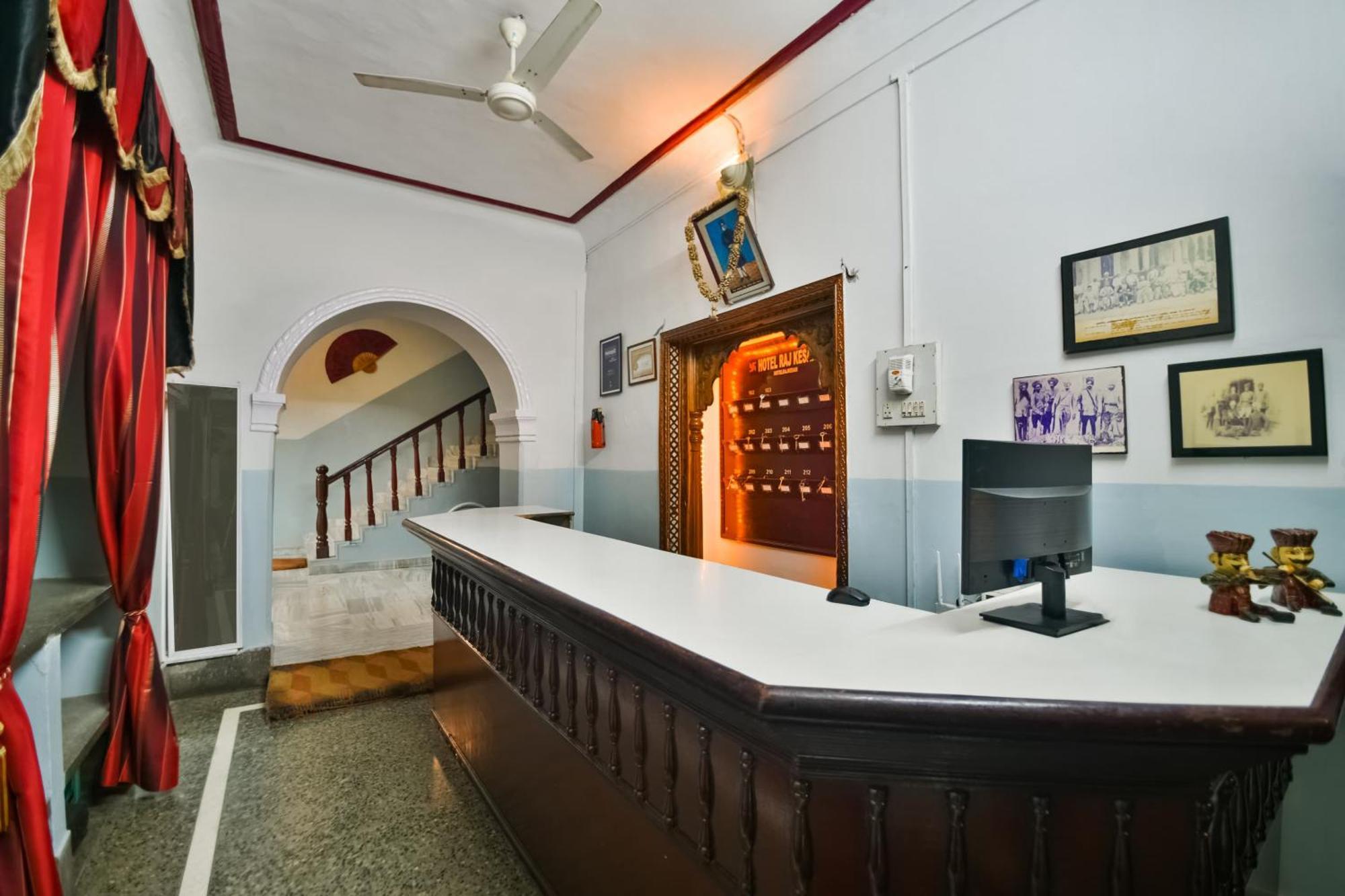 Hotel O Raj Kesar Tirath Esterno foto