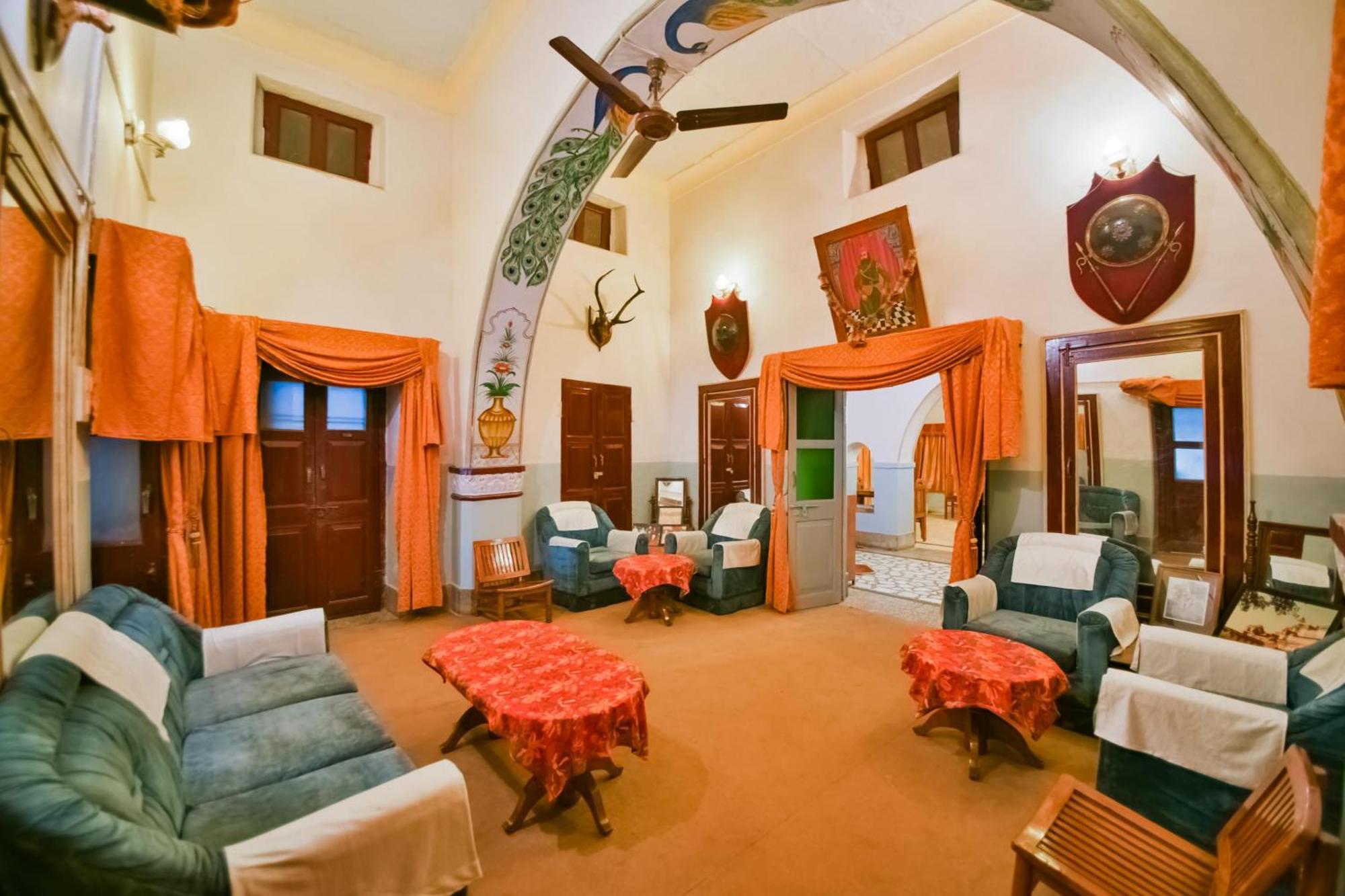 Hotel O Raj Kesar Tirath Esterno foto